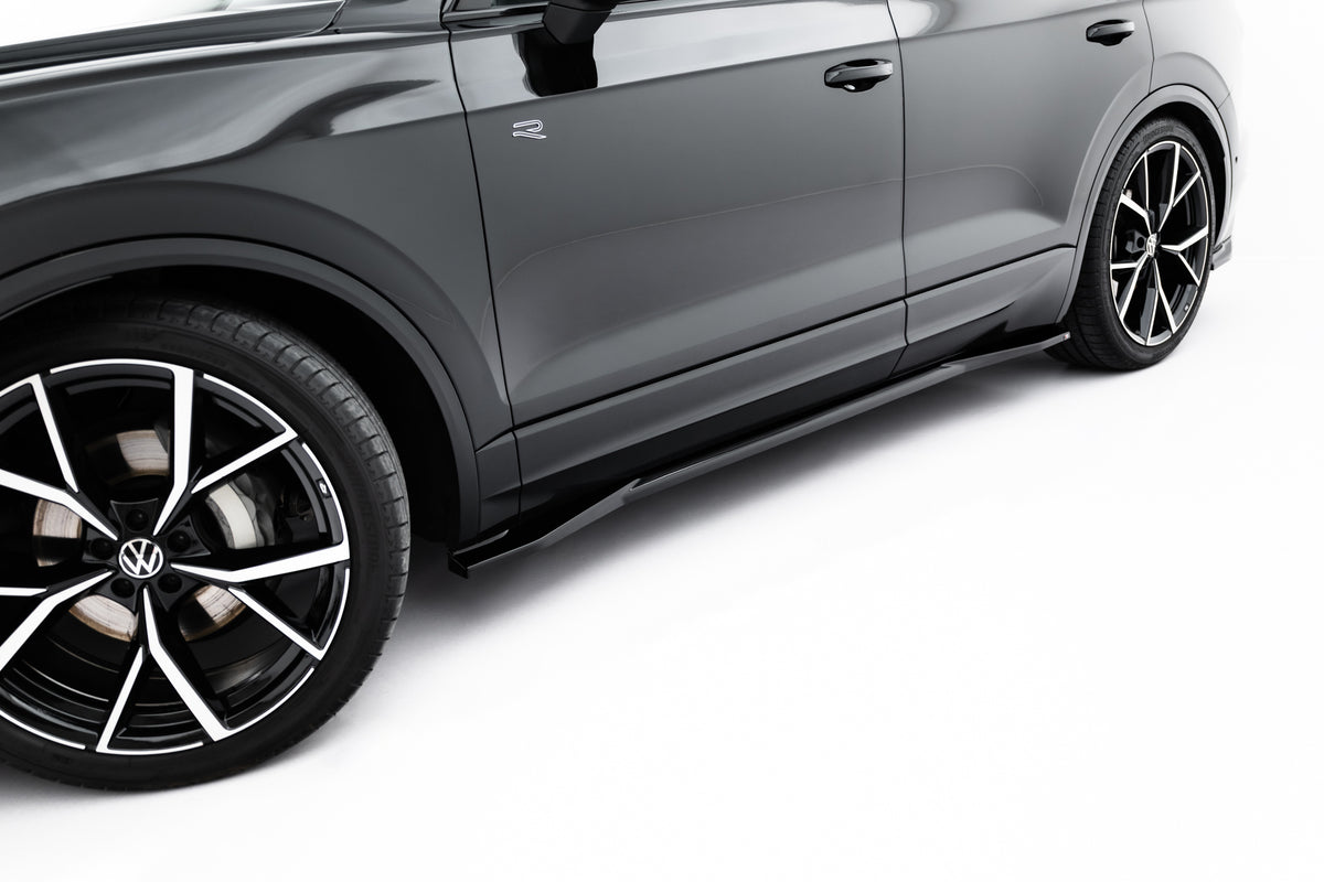 Side Skirts Diffusers suitable for Volkswagen Touareg R-Line Mk3 Facelift