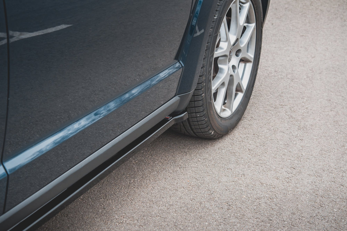 Side skirts Diffusers suitable for Fiat Freemont