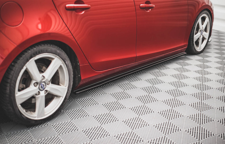 Side skirts Diffusers suitable for Volvo V40
