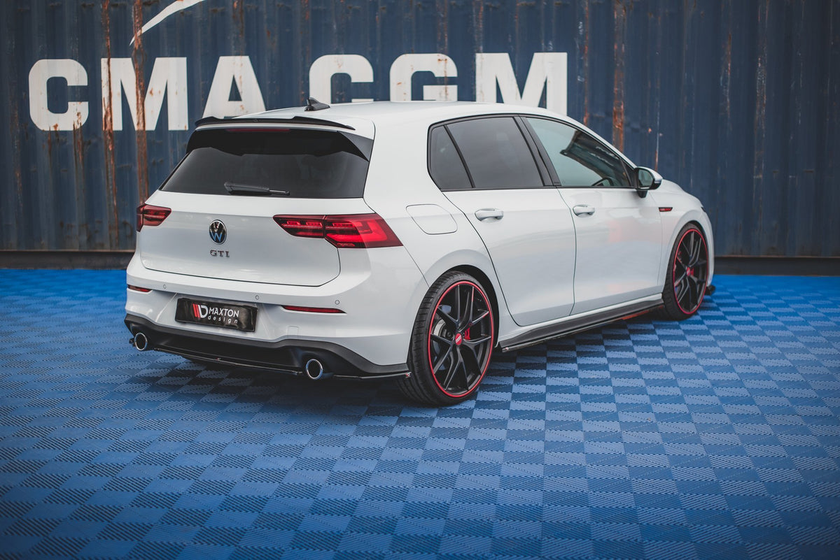 Spoiler Cap V.1 suitable for Volkswagen Golf GTI / GTE / GTD / R-Line / R Mk8