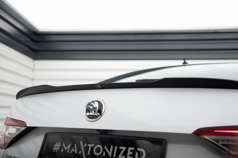 Spoiler Cap V.2 suitable for Skoda Superb Liftback Mk3 / Mk3 Facelift