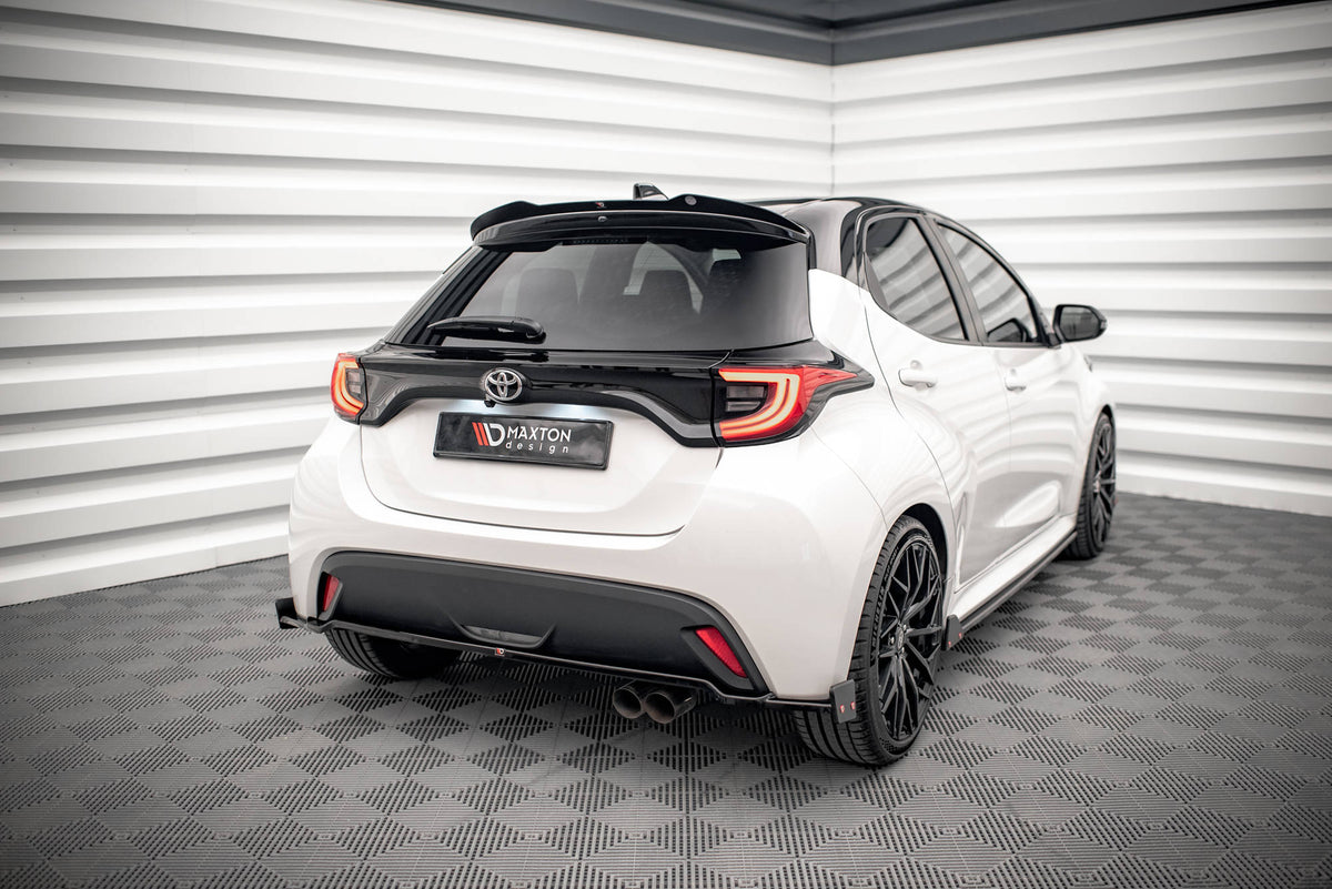 Spoiler Cap V.2 suitable for Toyota Yaris Mk4