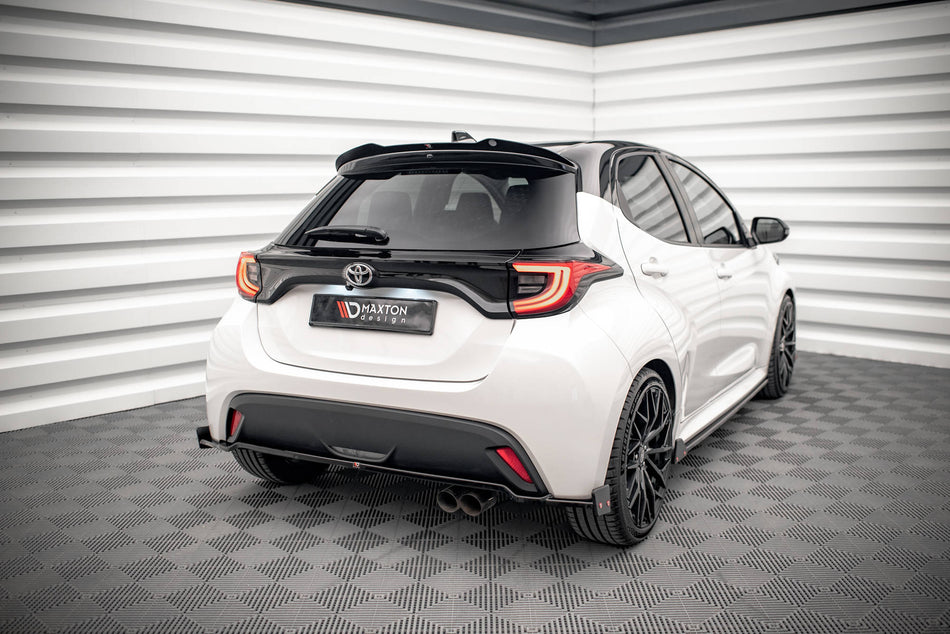 Spoiler Cap V.2 suitable for Toyota Yaris Mk4