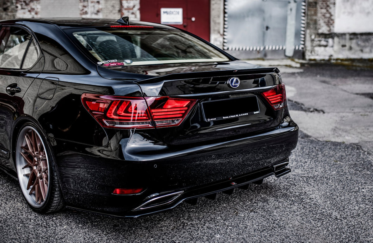 Spoiler Cap suitable for Lexus LS Mk4 Facelift