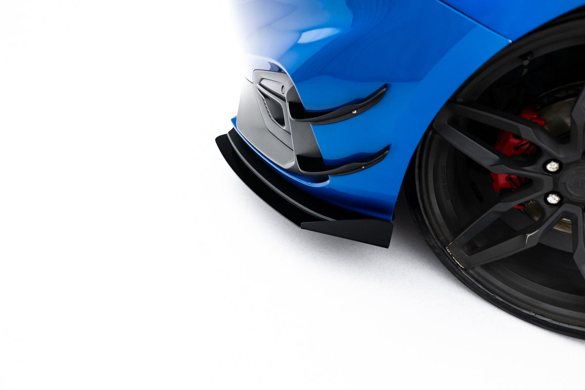 Street Pro Front Splitter + Flaps suitable for Ford Focus ST / ST-Line Mk4