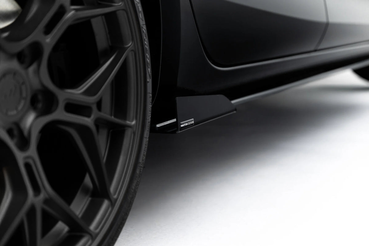Street Pro Side Skirts Diffusers + Flaps suitable for Cupra Leon ST / Hatchback Mk1 Facelift
