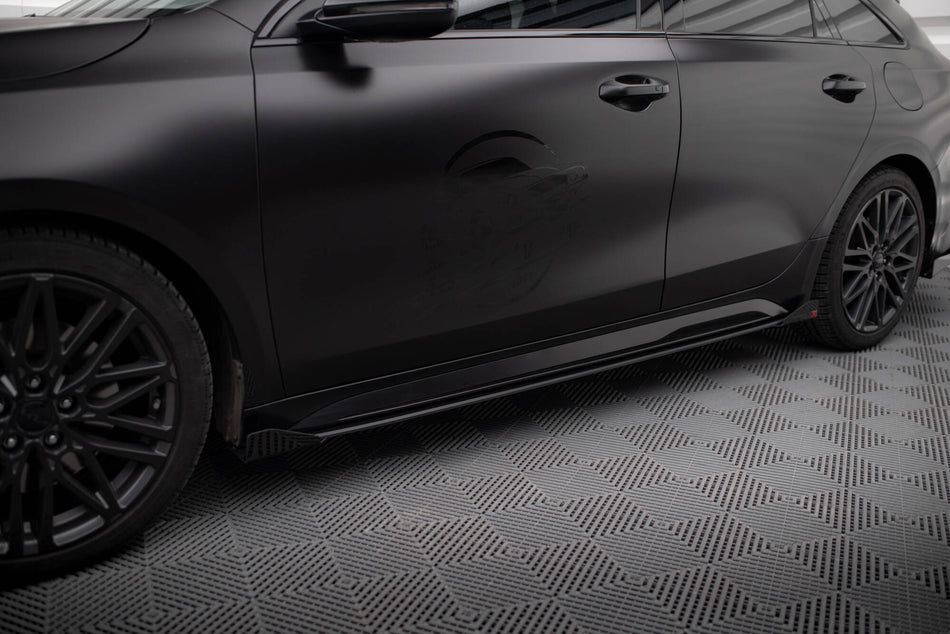 Street Pro Side Skirts Diffusers + Flaps suitable for Kia Proceed GT / GT-Line Mk1 Facelift / Ceed GT Mk3 Facelift
