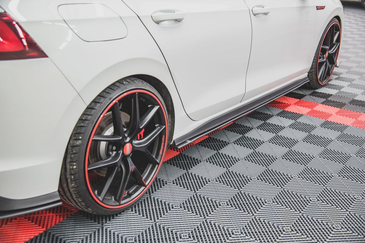 Street Pro Side Skirts Diffusers suitable for Volkswagen Golf GTI / GTE / GTI Clubsport / R-Line Mk8