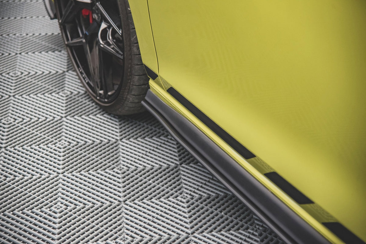 Street Pro Side Skirts Diffusers suitable for Volkswagen Golf GTI / GTE / GTI Clubsport / R-Line Mk8