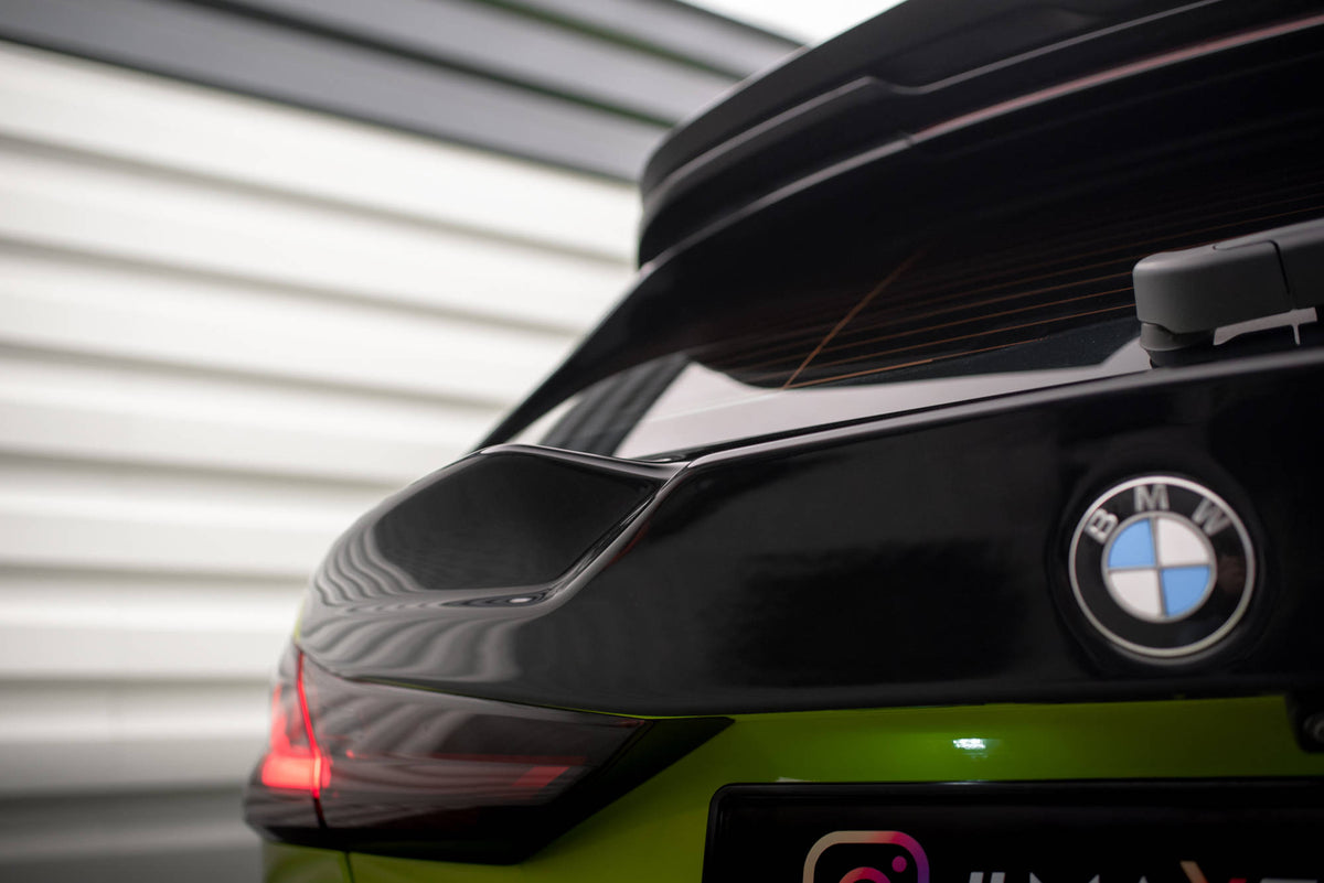 The extension of the rear window suitable for BMW 1 M-Pack / M135i / 128ti F40