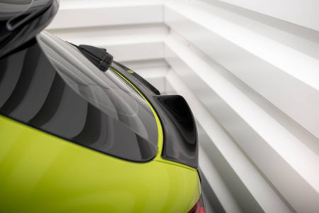 The extension of the rear window suitable for BMW 1 M-Pack / M135i / 128ti F40