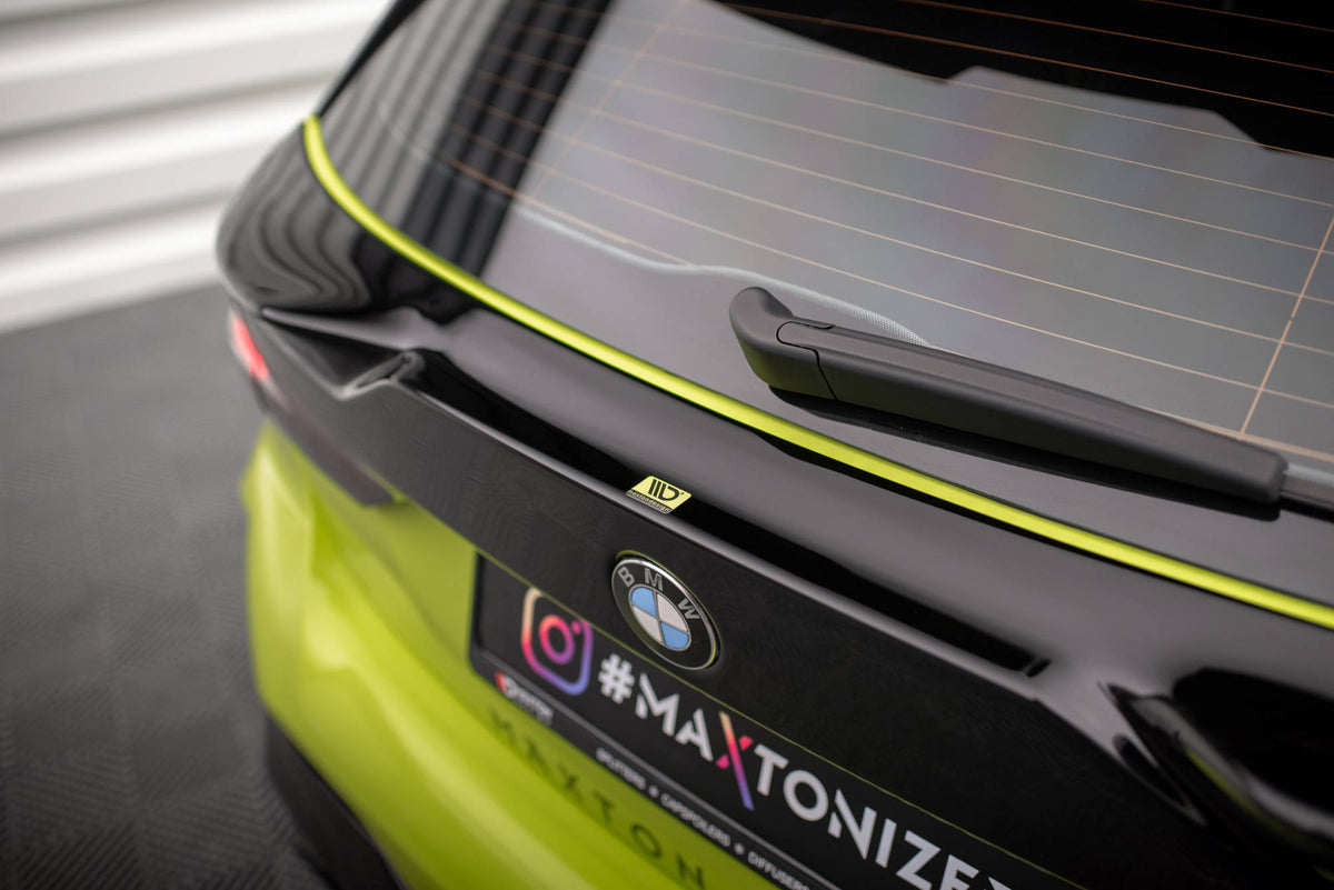 The extension of the rear window suitable for BMW 1 M-Pack / M135i / 128ti F40