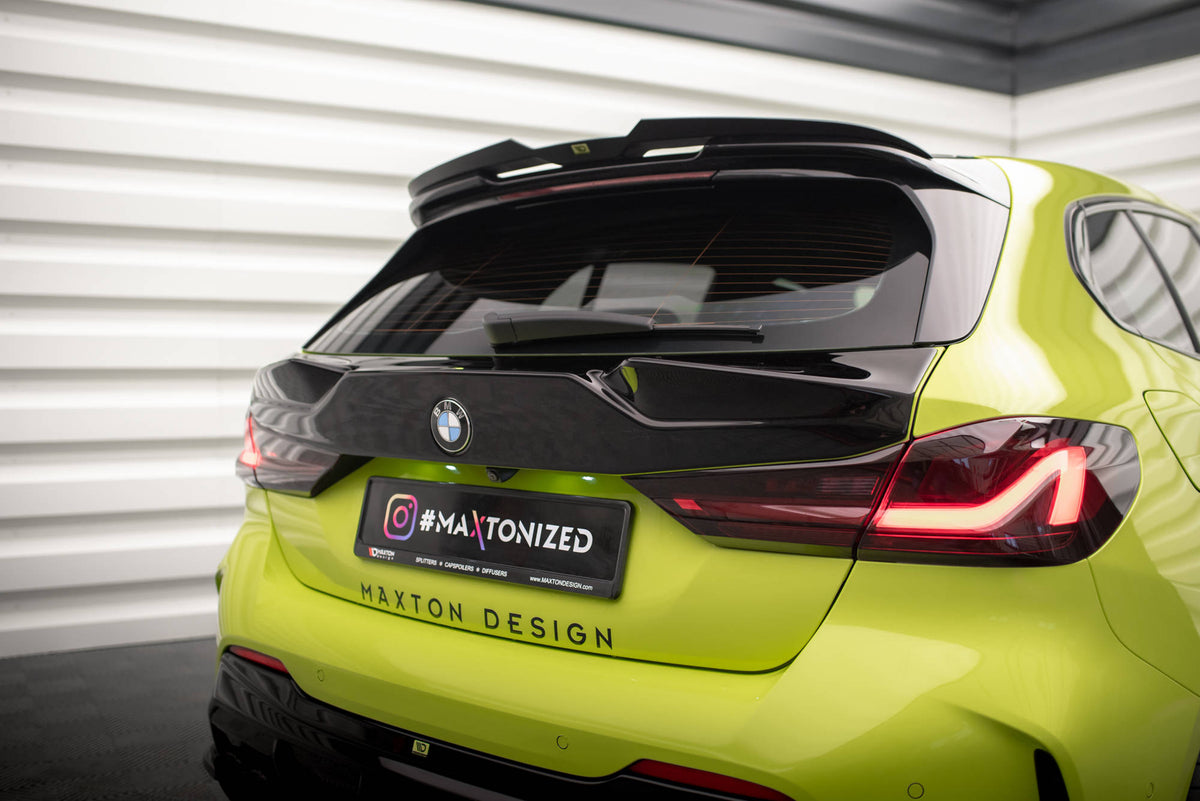 The extension of the rear window suitable for BMW 1 M-Pack / M135i / 128ti F40