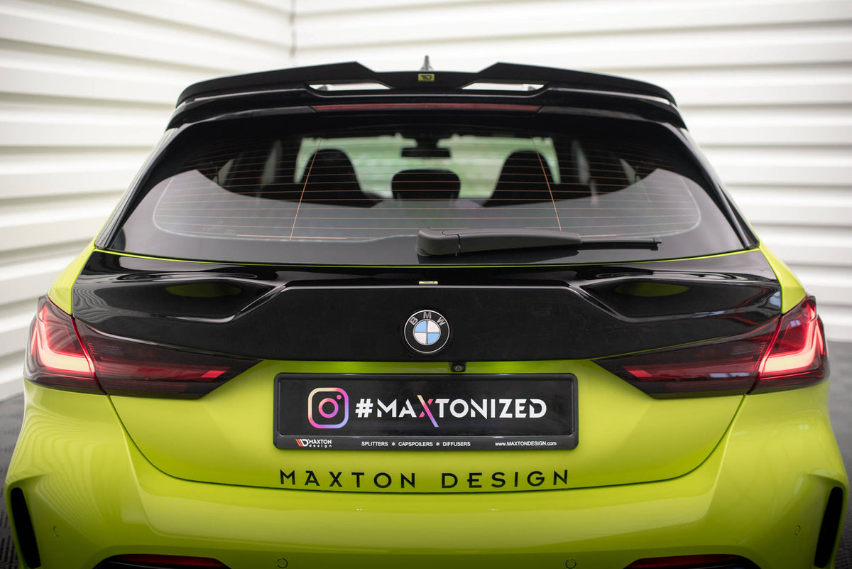 The extension of the rear window suitable for BMW 1 M-Pack / M135i / 128ti F40