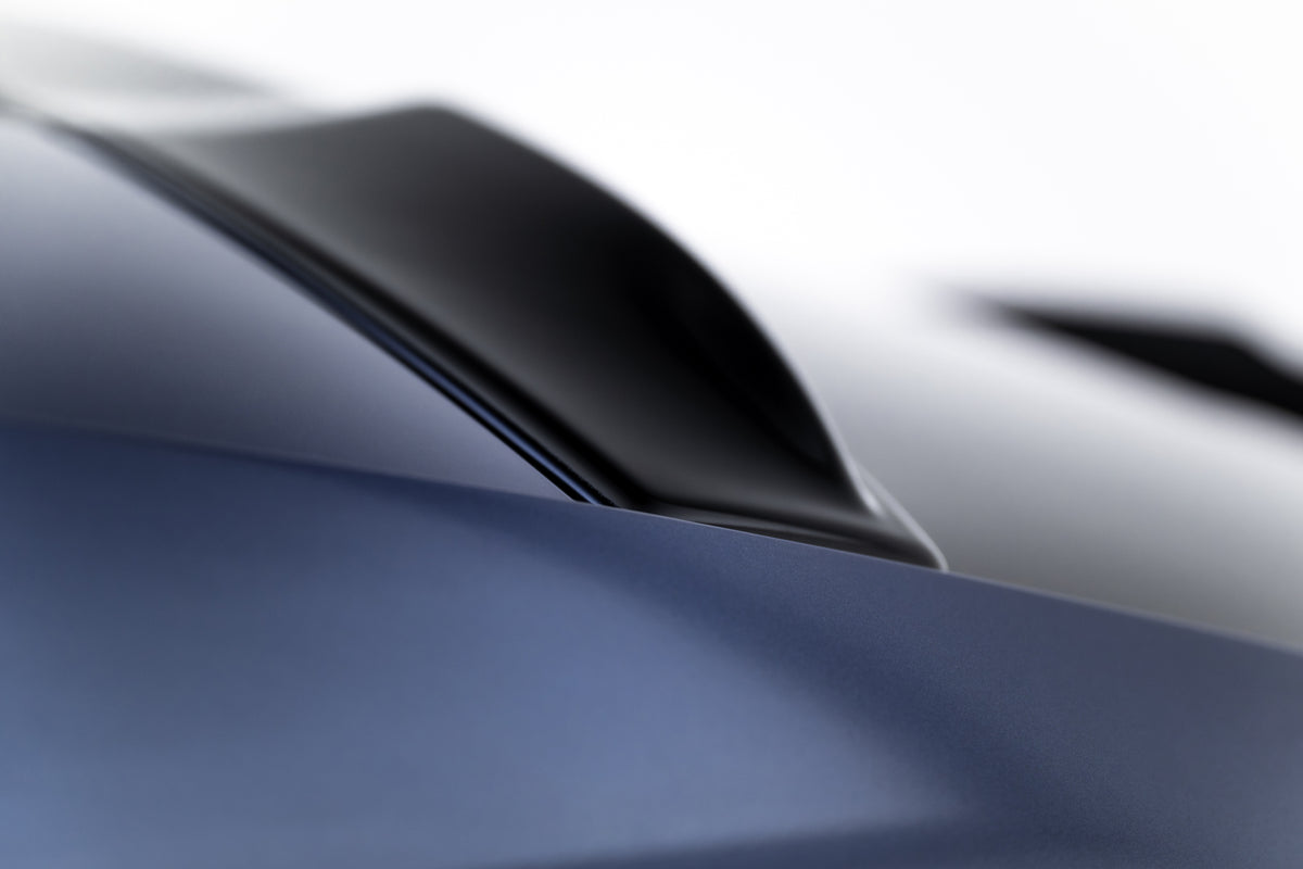 The extension of the rear window suitable for Cupra Tavascan Mk1